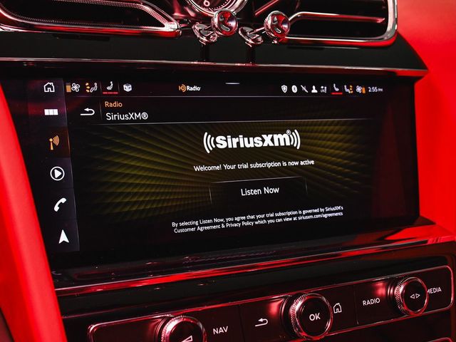 2023 Bentley Bentayga V8 - 23098379 - 45