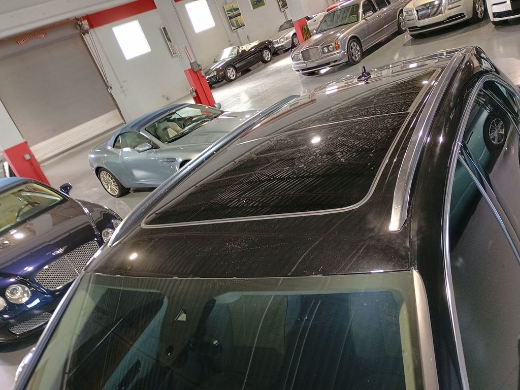 2023 Bentley Bentayga V8 AWD 1 Owner - 23008726 - 9