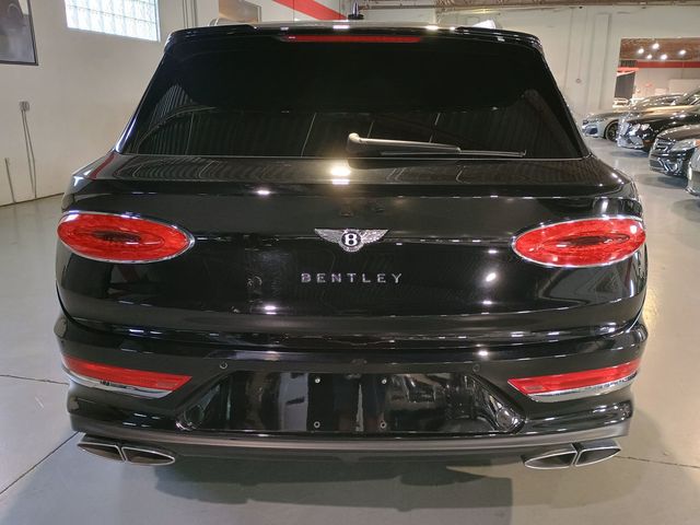 2023 Bentley Bentayga V8 AWD 1 Owner - 23008726 - 3