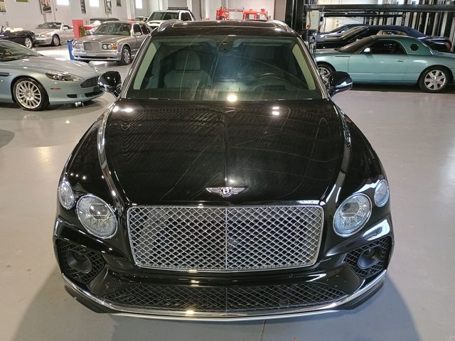 2023 Bentley Bentayga V8 AWD 1 Owner - 23008726 - 8