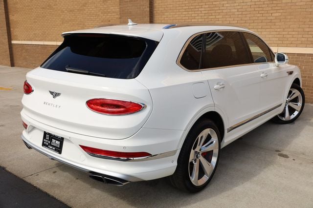 2023 Bentley Bentayga EWB AWD - 22898874 - 12
