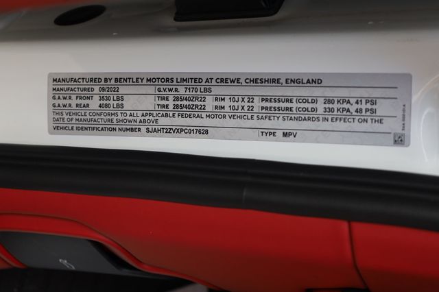 2023 Bentley Bentayga EWB AWD - 22898874 - 16