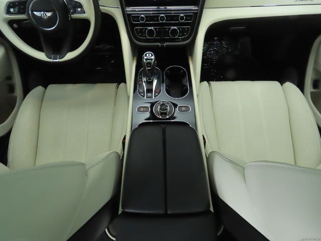 2023 Bentley Bentayga EWB Azure - 22900823 - 16