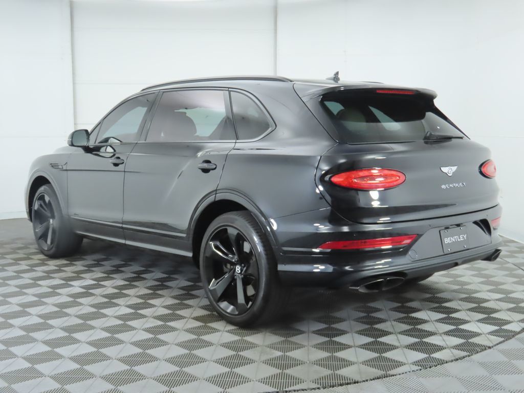 2023 Bentley Bentayga EWB Azure V8 photo 4