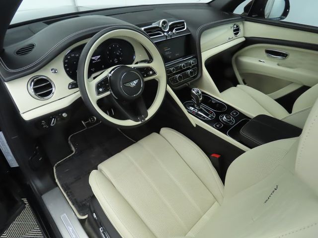 2023 Bentley Bentayga EWB Azure - 22900823 - 8