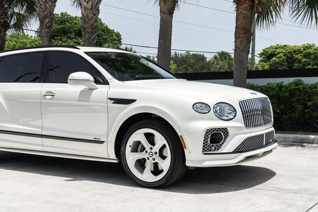 2023 Bentley Bentayga EWB Azure AWD - 23048854 - 9
