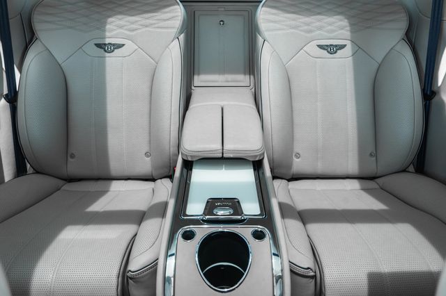2023 Bentley Bentayga EWB Azure AWD - 23048854 - 23