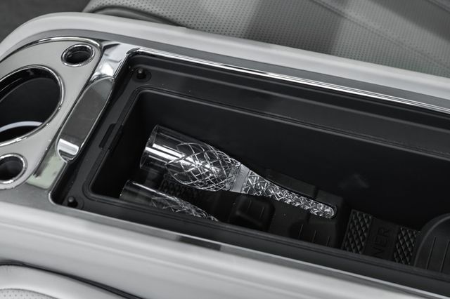 2023 Bentley Bentayga EWB Azure AWD - 23048854 - 37