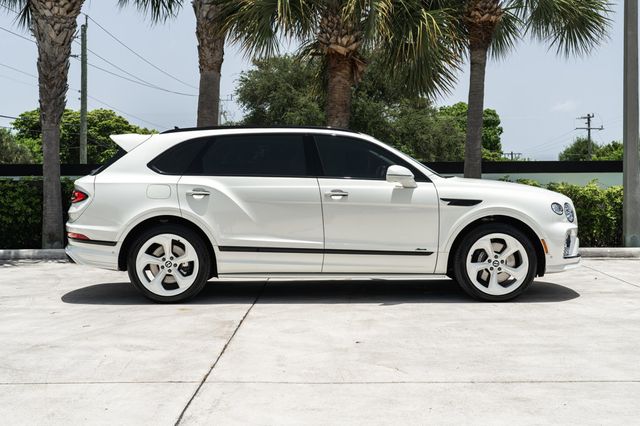 2023 Bentley Bentayga EWB Azure AWD - 23048854 - 8