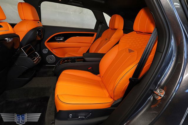 2023 Bentley Bentayga EWB Azure AWD - 22797134 - 16