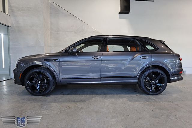 2023 Bentley Bentayga EWB Azure AWD - 22797134 - 1