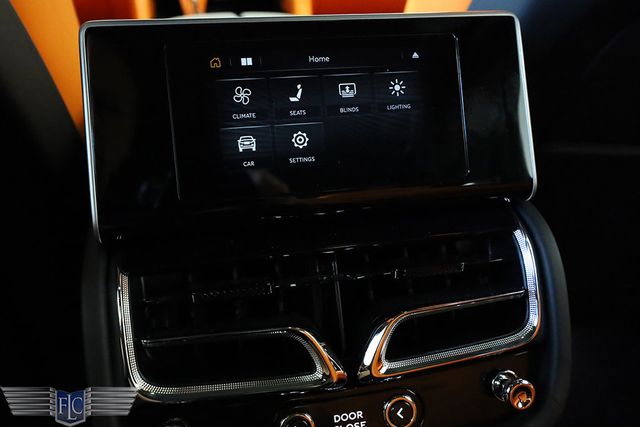 2023 Bentley Bentayga EWB Azure AWD - 22797134 - 22