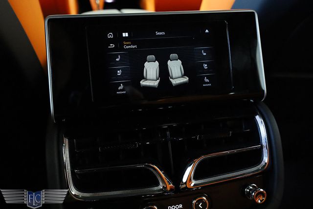 2023 Bentley Bentayga EWB Azure AWD - 22797134 - 23