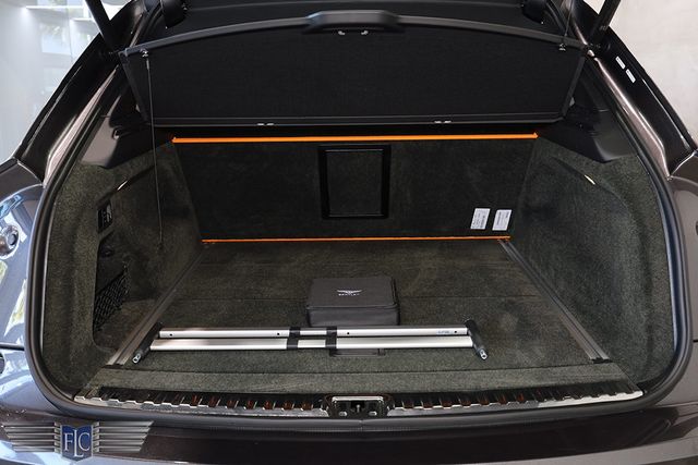 2023 Bentley Bentayga EWB Azure AWD - 22797134 - 25