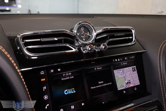 2023 Bentley Bentayga EWB Azure AWD - 22797134 - 36