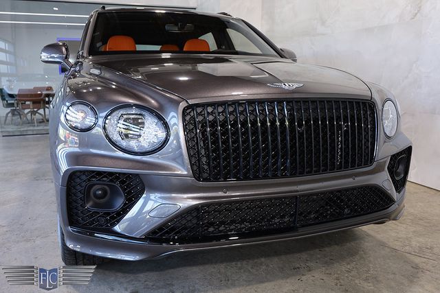 2023 Bentley Bentayga EWB Azure AWD - 22797134 - 8