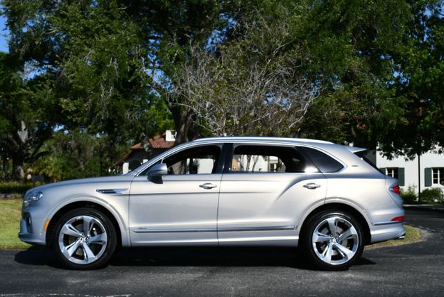 2023 Bentley Bentayga EWB Azure First Edition AWD SUV - 23022539 - 31