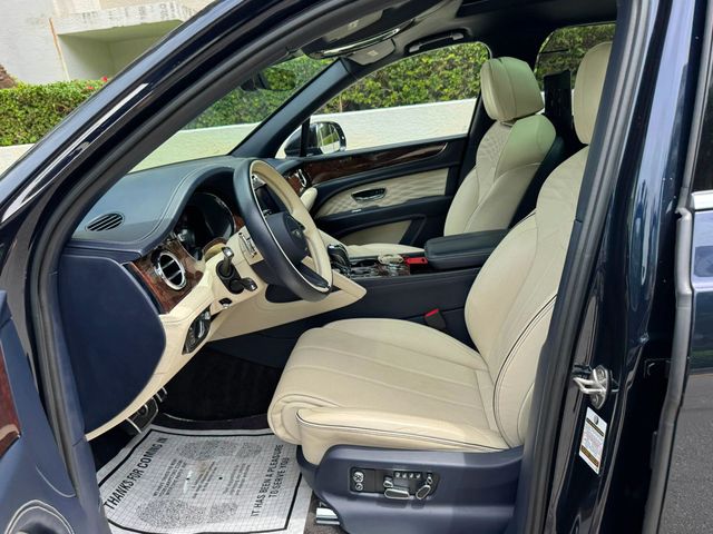 2023 Bentley Bentayga EWB V8 AWD - 23037288 - 16