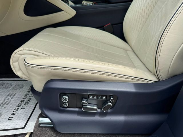 2023 Bentley Bentayga EWB V8 AWD - 23037288 - 18