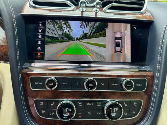 2023 Bentley Bentayga EWB V8 AWD - 23037288 - 37