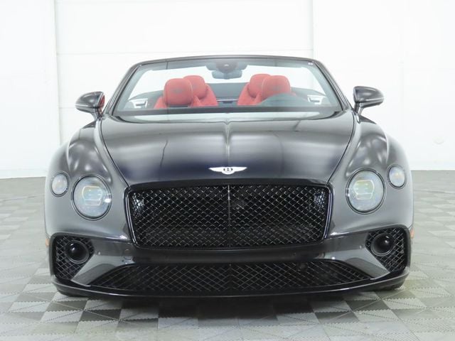 2023 Bentley Continental GTC Azure photo 2