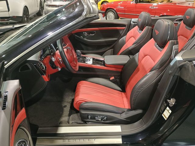 2023 Bentley Continental GT V8 Convertible 1 Owner Clean Carfax - 23069570 - 14