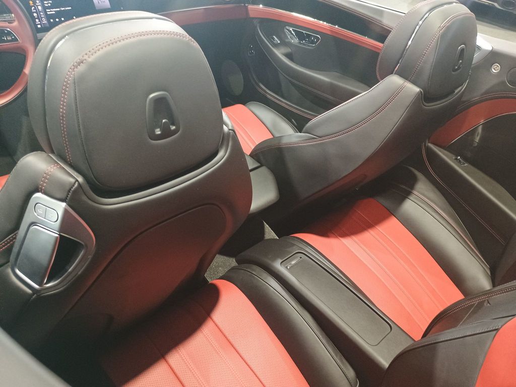 2023 Bentley Continental GT V8 Convertible 1 Owner Clean Carfax - 23069570 - 32