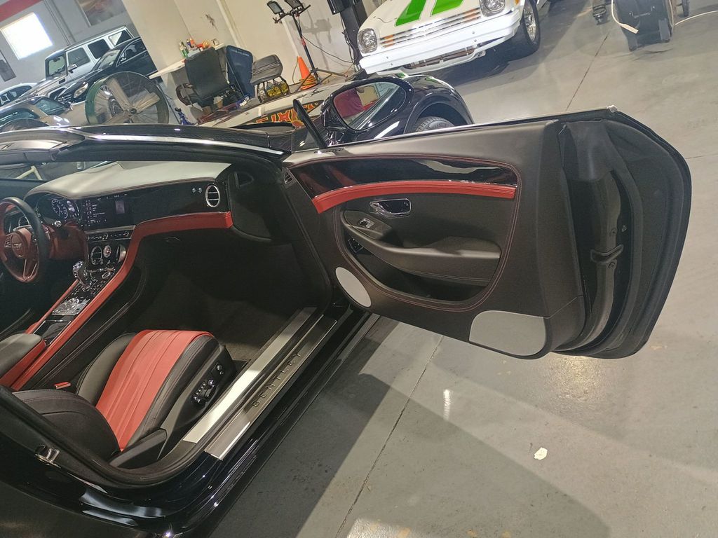 2023 Bentley Continental GT V8 Convertible 1 Owner Clean Carfax - 23069570 - 38