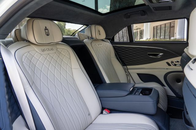 2023 Bentley Flying Spur Las Olas Collection - 23066144 - 24