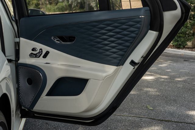 2023 Bentley Flying Spur Las Olas Collection - 23066144 - 35