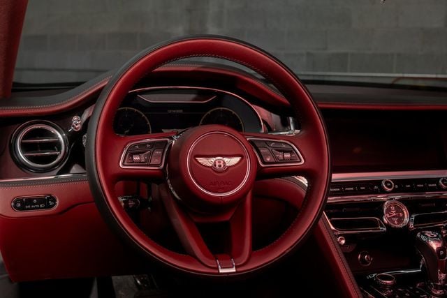 2023 Bentley Flying Spur V8 Sedan - 22960214 - 11