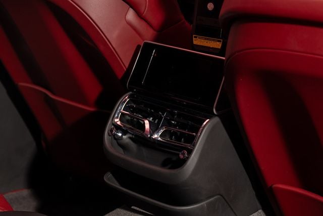 2023 Bentley Flying Spur V8 Sedan - 22960214 - 24