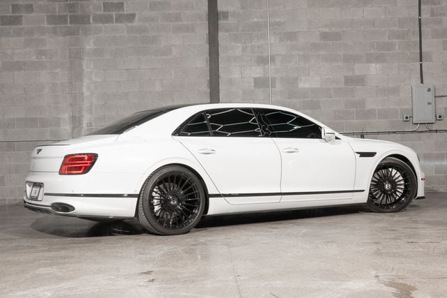 2023 Bentley Flying Spur V8 Sedan - 22960214 - 2