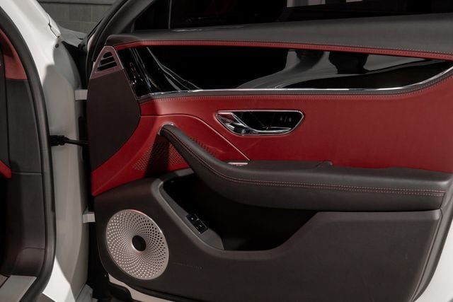 2023 Bentley Flying Spur V8 Sedan - 22960214 - 29