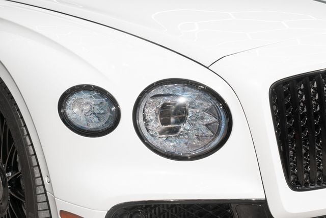 2023 Bentley Flying Spur V8 Sedan - 22960214 - 35