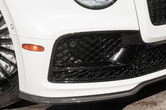 2023 Bentley Flying Spur V8 Sedan - 22960214 - 37