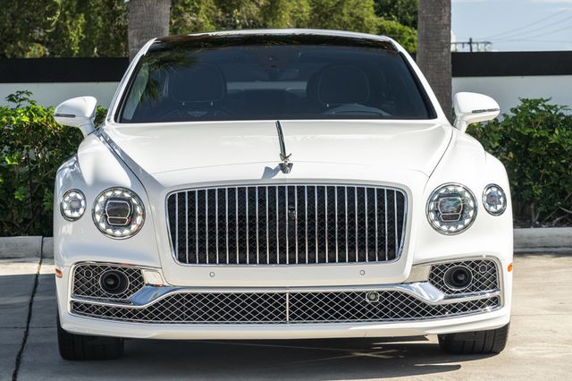 2023 Bentley Flying Spur V8 Sedan - 22953706 - 11