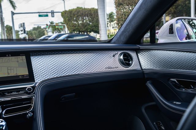 2023 Bentley Flying Spur V8 Sedan - 22953706 - 18