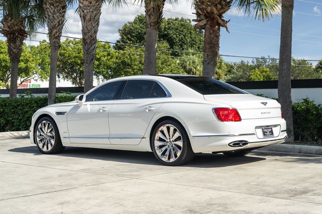 2023 Bentley Flying Spur V8 Sedan - 22953706 - 3