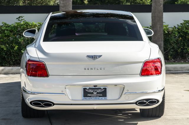 2023 Bentley Flying Spur V8 Sedan - 22953706 - 5