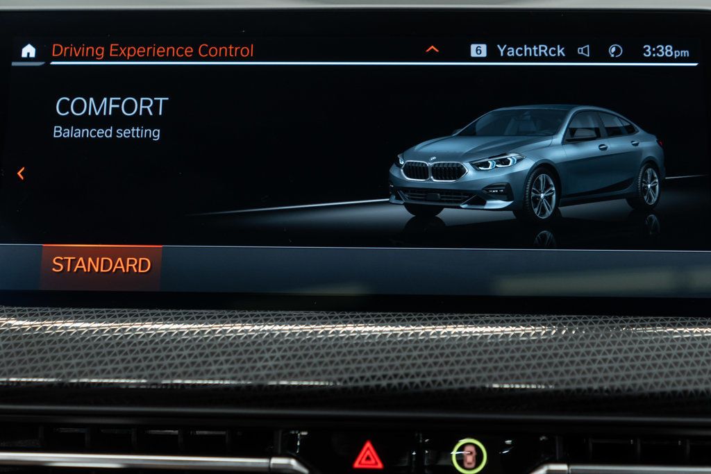 BMW 2 Series photo 23