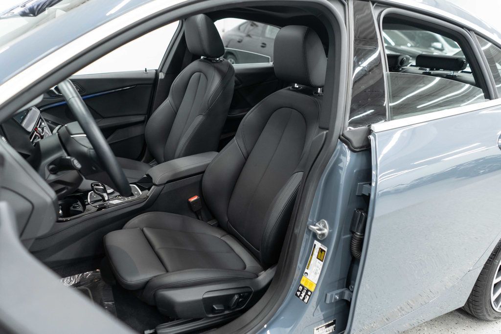 BMW 2 Series photo 9
