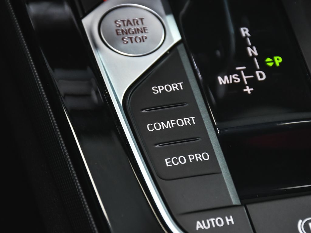 BMW 2 Series photo 31