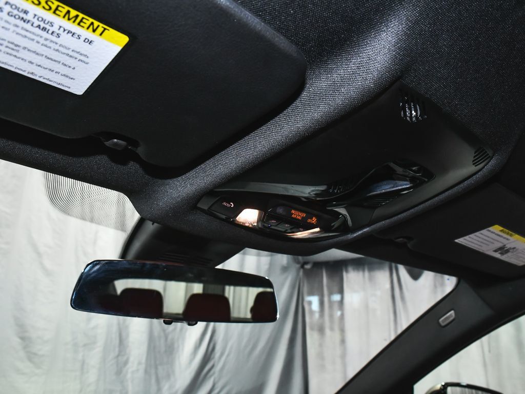 BMW 2 Series photo 39