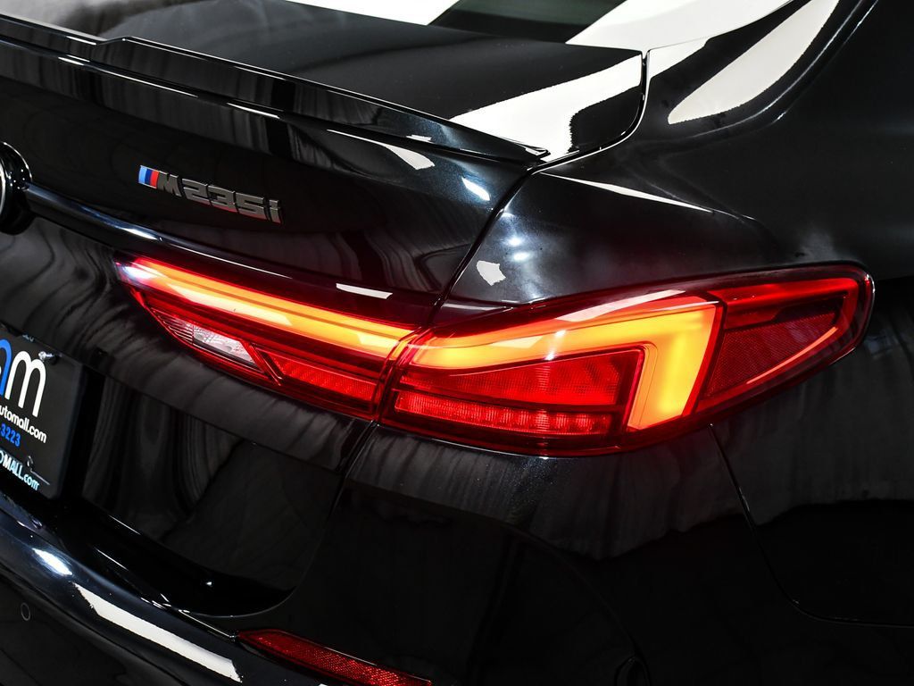 BMW 2 Series photo 82