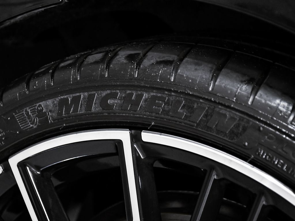 BMW 2 Series photo 87