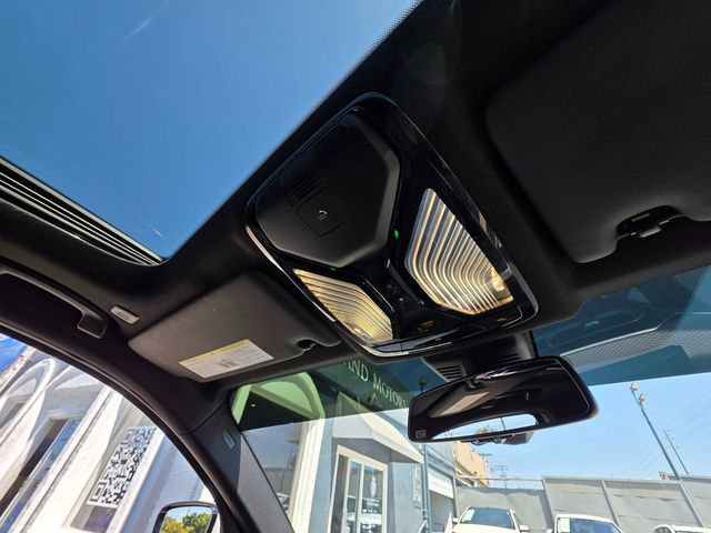 2023 BMW 3 Series 330e Plug-In Hybrid - 22911391 - 20