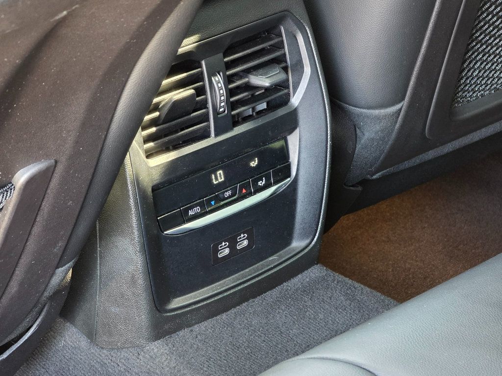 2023 BMW 3 Series 330e Plug-In Hybrid - 22911391 - 30