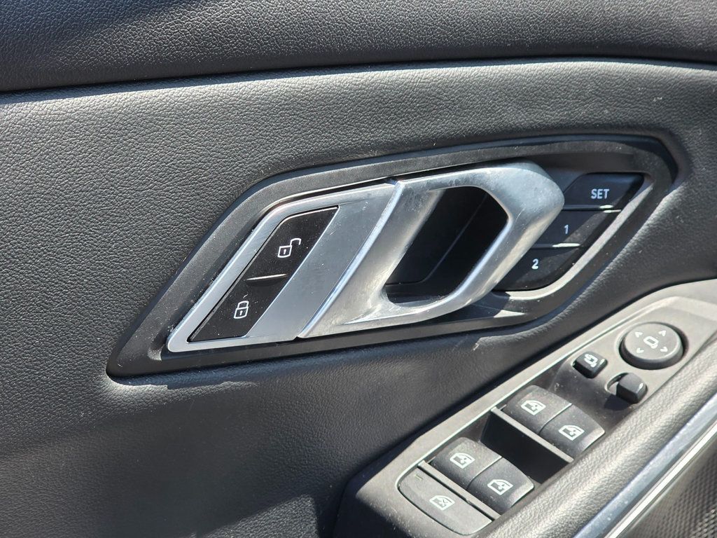 2023 BMW 3 Series 330e Plug-In Hybrid - 22911391 - 34