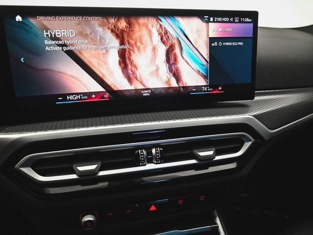 2023 BMW 3 Series 330e xDrive - 22951589 - 22